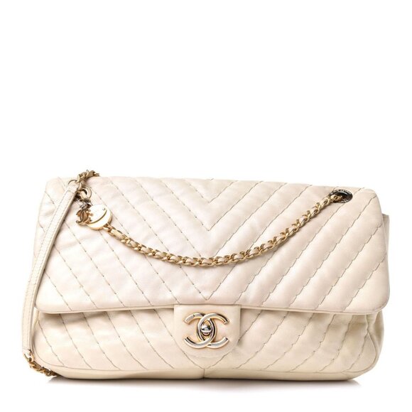 Authentic CHANEL 24K Calfskin Surpique Chevron Large Flap Bag Beige Purse Chain - Picture 1 of 16